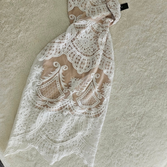 Lulus celebrate life halter white lace dress - Picture 4 of 7